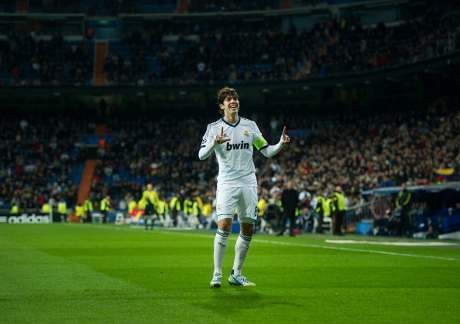 Madrid Tak Belanja, Kaka Tidak Pergi