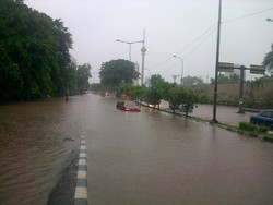 Tinggi Air di Katulampa Capai Rekor Tertinggi, Waspada Banjir di DKI