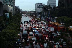 Jakarta Dilanda Banjir Karena Rusaknya Sistem Drainase Kota