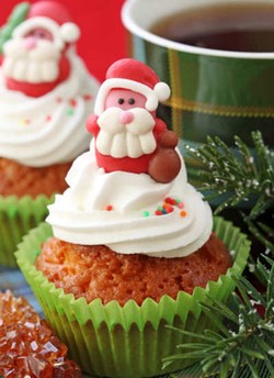 Wah, Lucunya Cupcakes Santa Klaus dan Boneka Salju!