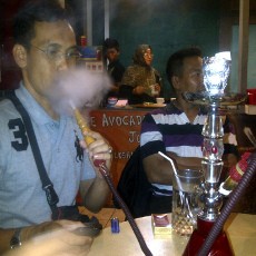 Berminat Rayakan Tahun Baru dengan Shisha ?