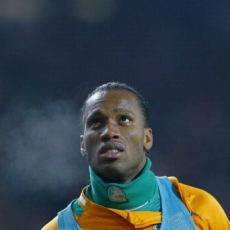 Berlusconi Takkan Bawa Balotelli atau Drogba ke Milan