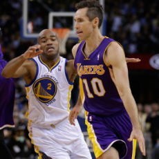 Nash Main Lagi, Lakers Kalahkan Warriors