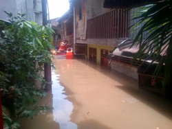 Lurah Kampung Melayu: Banjir di Kampung Pulo Mencapai 3 Meter