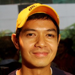 Dude Harlino Cari Jodoh di 2013