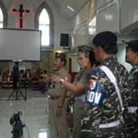 Anggota Banser di Sidoarjo Ikut Amankan Gereja