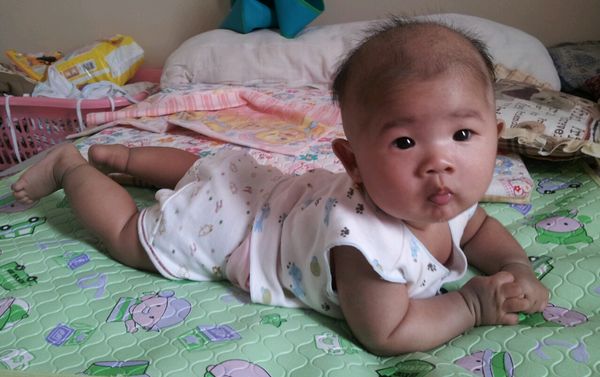 Felicia Reinaga Setiadi, 6 Bulan, Perempuan