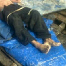 Mayat Lelaki Bertato Terapung di Dermaga Pelabuhan Manado