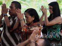 Umat Kristiani Rayakan Natal