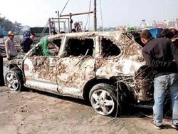 Wow, Nelayan Ini Jaring Ikan Malah Dapat Porsche