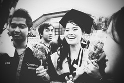 Senyum Kelulusan