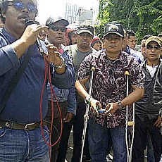 Demo Sidang Vonis, Massa Anti John Kei Ancam Tidur di Pengadilan