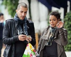 Siap Dinikahi Miliuner, Janet Jackson Tak Mau Pakai Cincin Tunangan