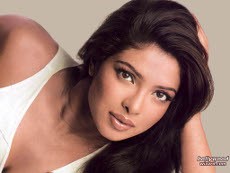 Aktris India: Saya Bisa Saja Bugil Tapi Anda Tak Berhak Perkosa Saya!