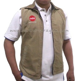 Seragam Kerja Kantor Murah di Surewi