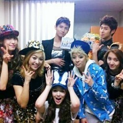 Manggung ke China, TVXQ dan f(x) Dijemput Pakai Jet Pribadi
