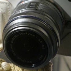 Toshiba Siapkan Sensor CMOS 20 MP untuk Kamera Kompak