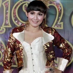 Indah Sari Sulit Lupakan Nike Ardila