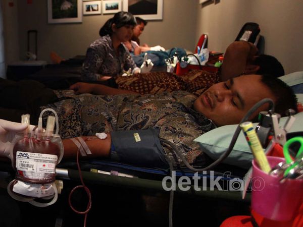 Donor Darah Yuk!