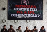 Hal ini dibahas dalam diskusi yang diadakan Masyarakat Sepak Bola Indonesia (MSBI) di Senayan, Jakarta, Jumat (28/12). Dalam diskusi yang bertajuk Mengapa Kompetisi ISL Dan IPL Dihentikan tersebut, hadir sebagai pembicara Politikus Eros Djarot, Presiden IPW Neta S Pane, Ketua PS Jakarta Timur GH Sutedjo, Ketua MSBI Sarman Hakim, dan Ketua BOPI Haryo Yuniarto.
