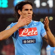 Ini Alasan Cavani Betah di Napoli