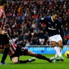 Kalahkan Sunderland, Spurs Geser Chelsea