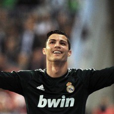 Ancelotti: Ronaldo Takkan ke PSG