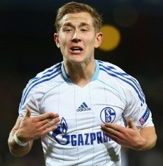 Liverpool & Arsenal Siap-siap Dekati Lewis Holtby?