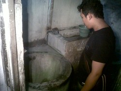 Taufik Pingsan Karena Temukan Mertuanya Tewas di Dalam Sumur