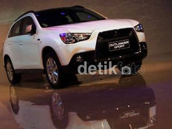 Mitsubishi Lancer dan Outlander Mobil Teraman