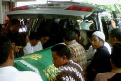 Ahok Sedih Istri Taufiq Effendi Meninggal Dunia