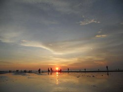 Sunset di Legian, Penutup Tahun yang Sempurna di Bali