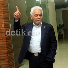 Hatta Rajasa Minta Maaf Atas Kasus Kecelakaan Anaknya