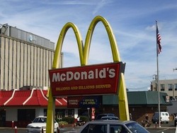 Beberapa Gerai McDonalds di Rumah Sakit Amerika Ditutup 
