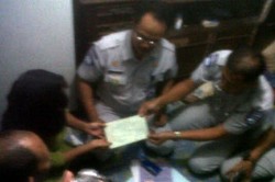 Jasa Raharja Santuni Harun Korban Luxio vs BMW