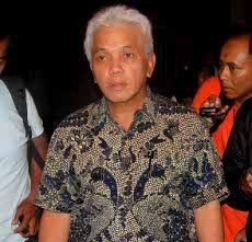 Hatta Rajasa Tanggung Biaya Pendidikan Anak Korban Kecelakaan BMW Maut