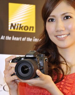 Prediksi Kamera Anyar Canon & Nikon di 2013