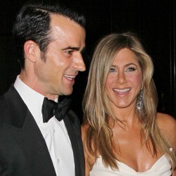 Terlalu Menarik Perhatian, Jennifer Aniston Batal Nikah di Meksiko