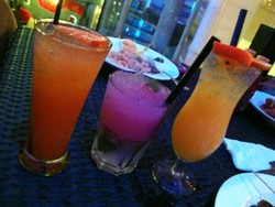 Asyiknya Menghirup The Sins dan Immortals di Resto Hall of Fame