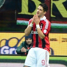 Pato Segera Gabung dengan Corinthians