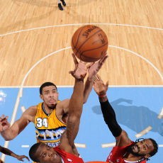 Nuggets Hentikan Laju Clippers