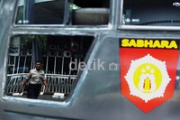 Pengerahan anggota Brimob ini terkait adanya rencana aksi unjukrasa suporter The Jak Mania.
