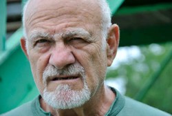 Ini Dia Alasan Makin Tua Pria Jadi Makin Gampang Marah