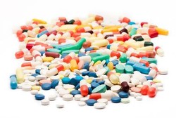 Cuma Gara-gara Beda Warna Pil, Pasien Bisa Malas Minum Obat