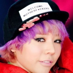 Gara-gara Topi Sunny, SNSD Akan Rilis Ulang Video Klip Dancing Queen