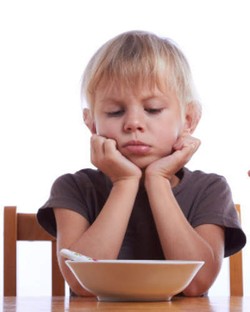 Porsi Makan Berlebih Bisa Membuat Nafsu Makan Anak Menurun