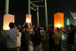 Loy Krathong, Festival Lentera Paling Keren di Thailand