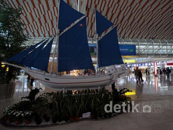 Pesona Bandara SHIAM