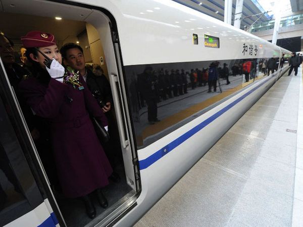 Melihat Kereta Terpanjang di Dunia Milik China