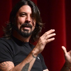 Foo Fighters Masih Vakum, Dave Grohl Pamer Supergrup Baru
